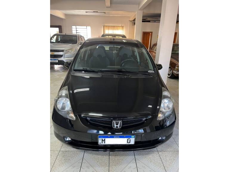 HONDA - FIT - 2005/2005 - Preta - R$ 31.000,00