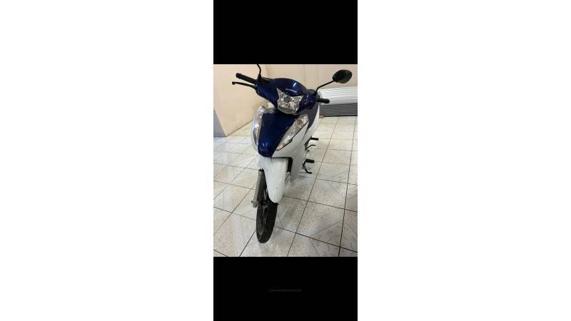 HONDA - BIZ 125 - 2022/2022 - Branca - R$ 16.000,00